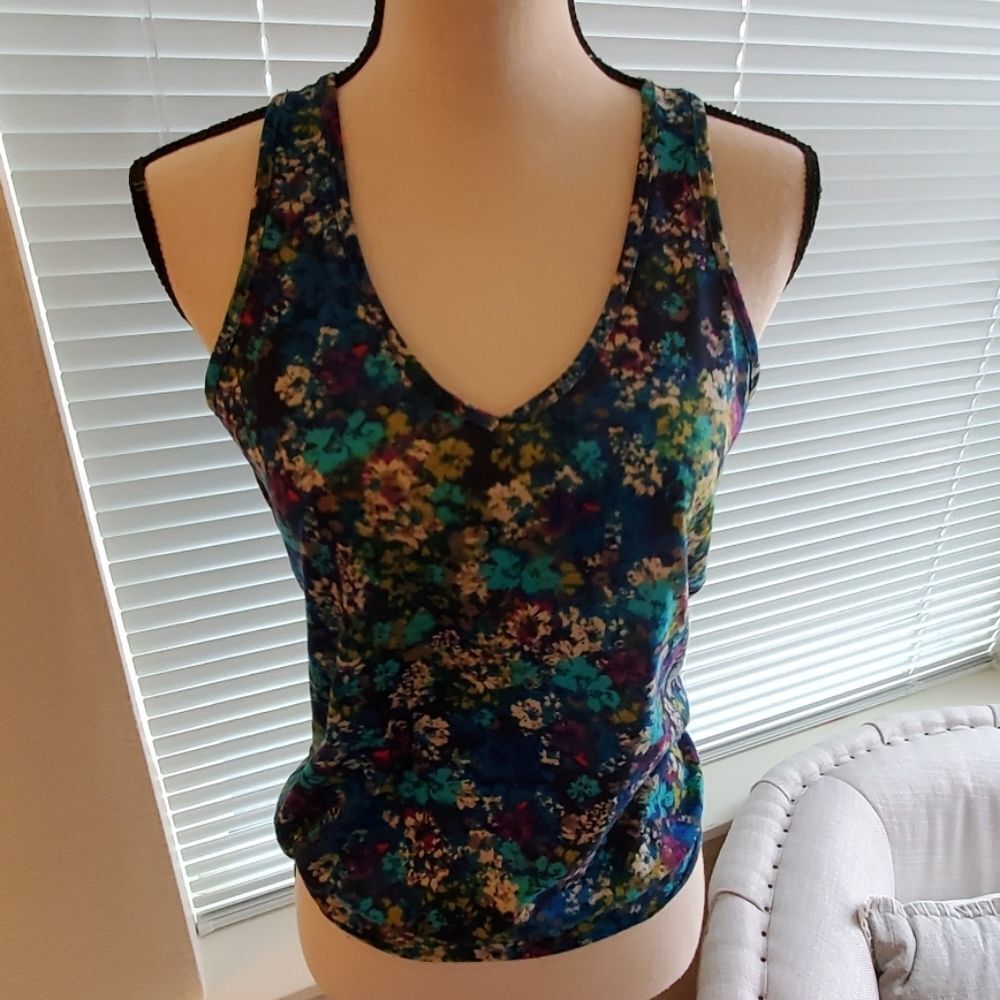 Lily Star Tank Size Small